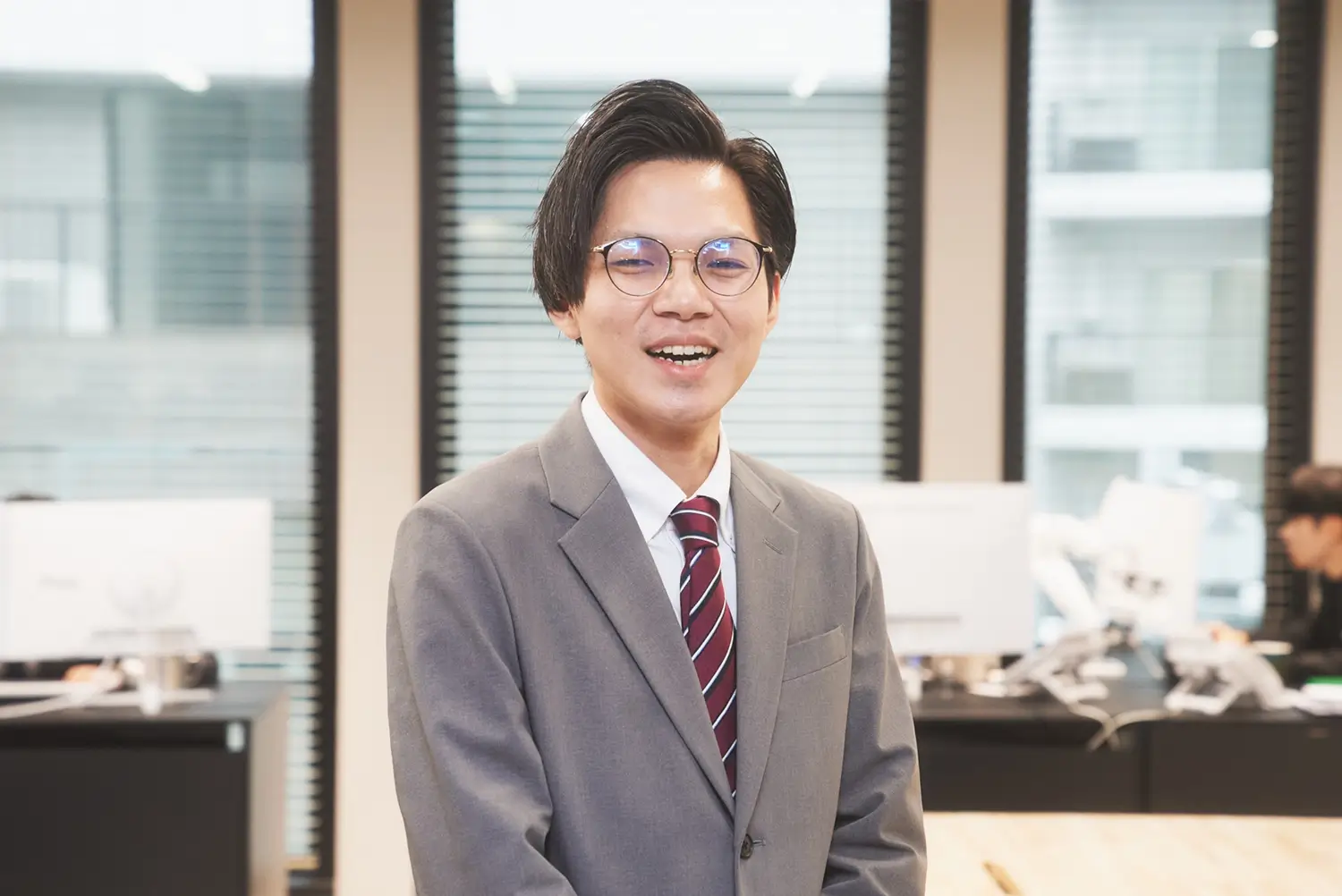 信頼されるスペシャリストへ。多角的アプローチで設備設計キャリアを築く。